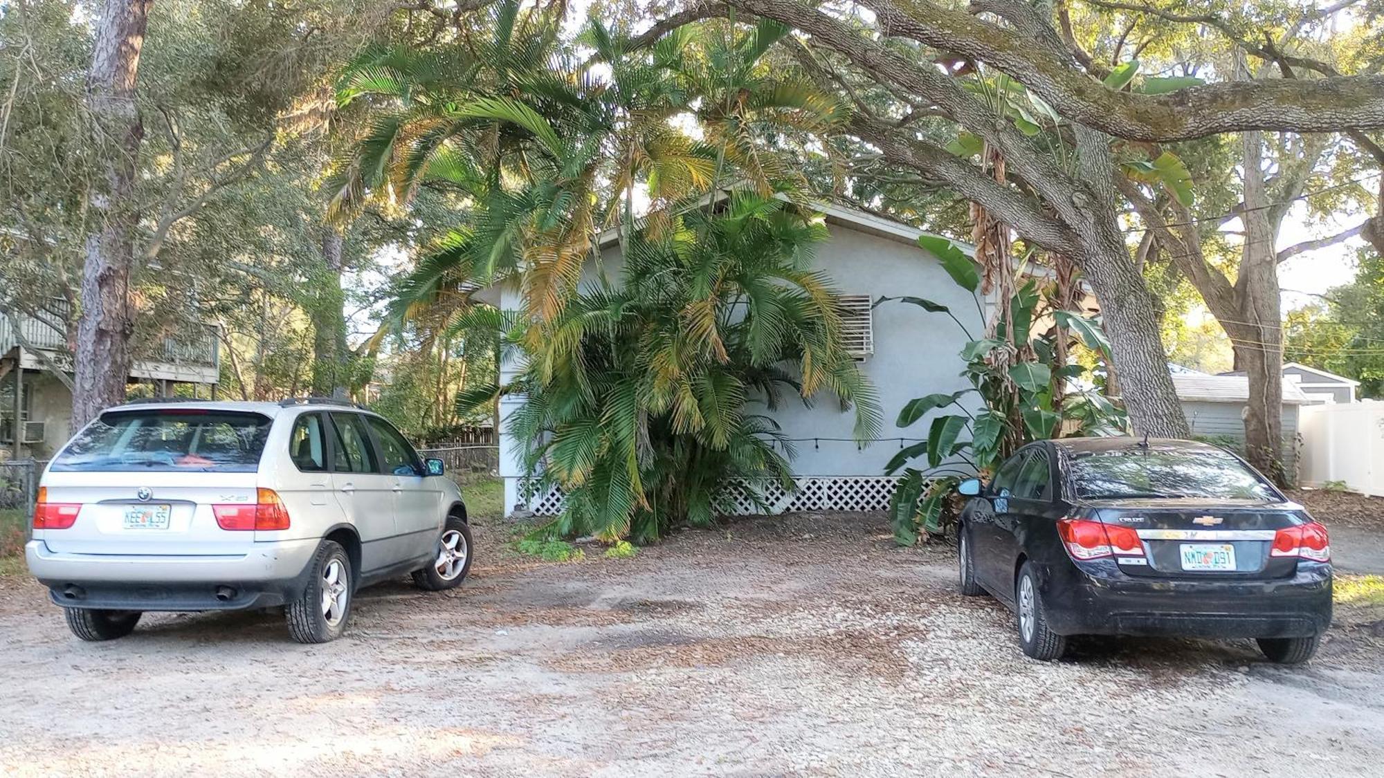 Lenny'S Cooperative Hostel Clearwater Exterior photo